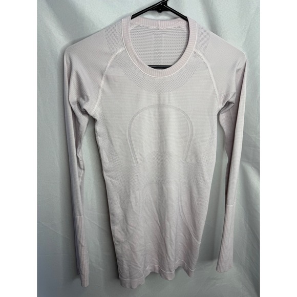 lululemon athletica Tops - Lululemon Swiftly Tech Long Sleeve 2.0 Lavender Pink‎ Crew Neck Running Shirt